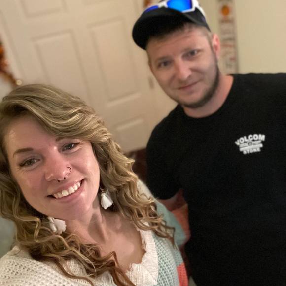 Meet your Posher, Heather - Picture 1 of 1